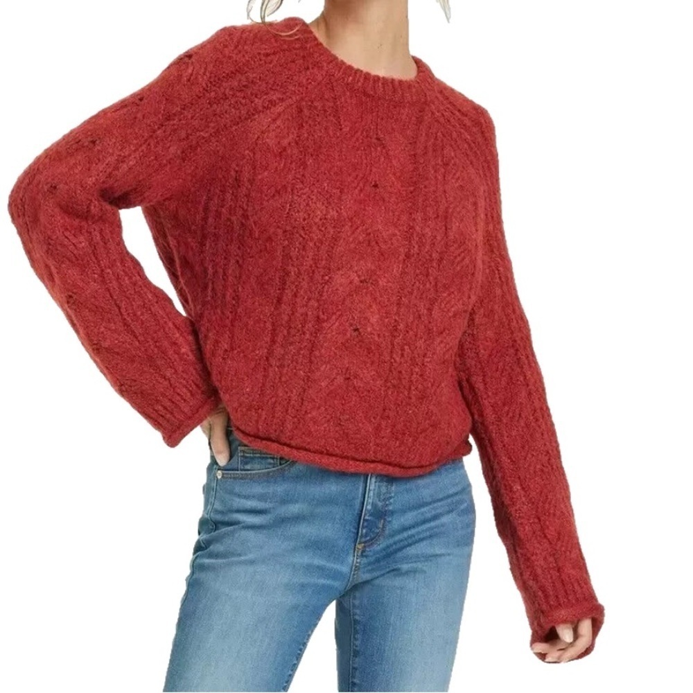 Universal Thread Women's Cable Knit Crewneck Pullover Sweater S…